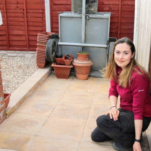 Laying a Garden Patio - DIY