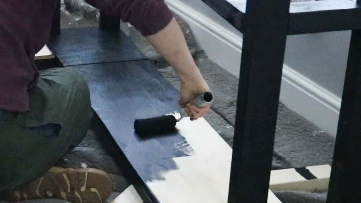 painting bottom shelves of treadmill desk with carbon rustoleum furniture paint