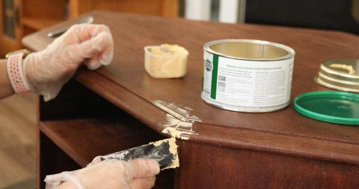 filling wood before painting