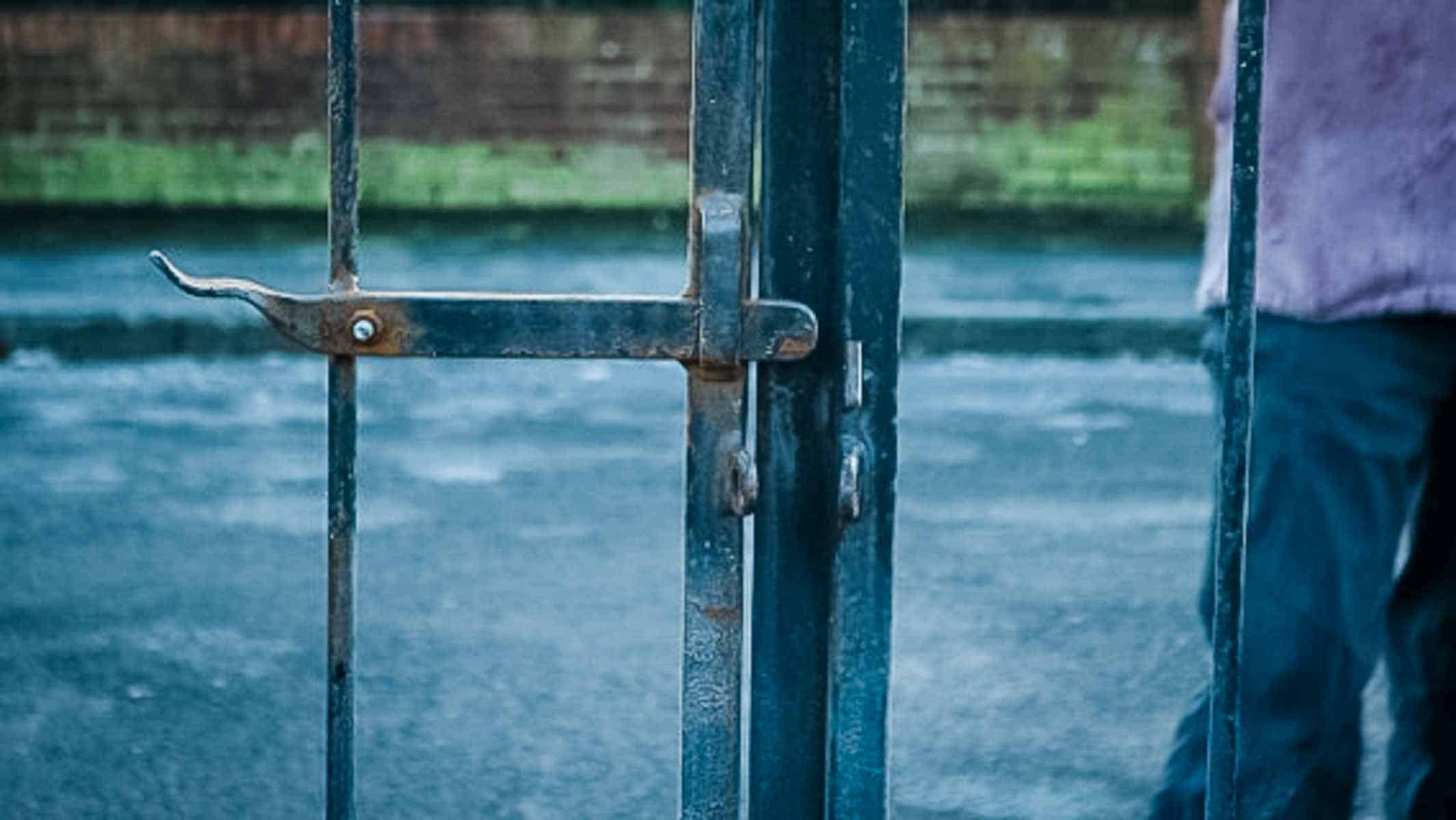Metal gate catch too far away