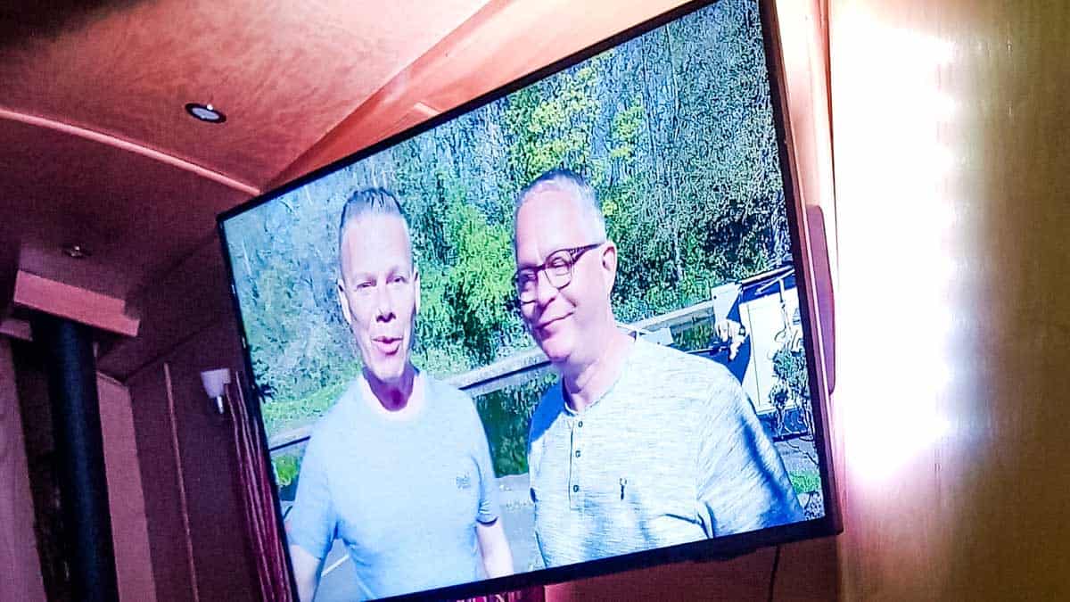 Ambient lighting TV on a narrowboat watching Foxes Afloat YouTube channel