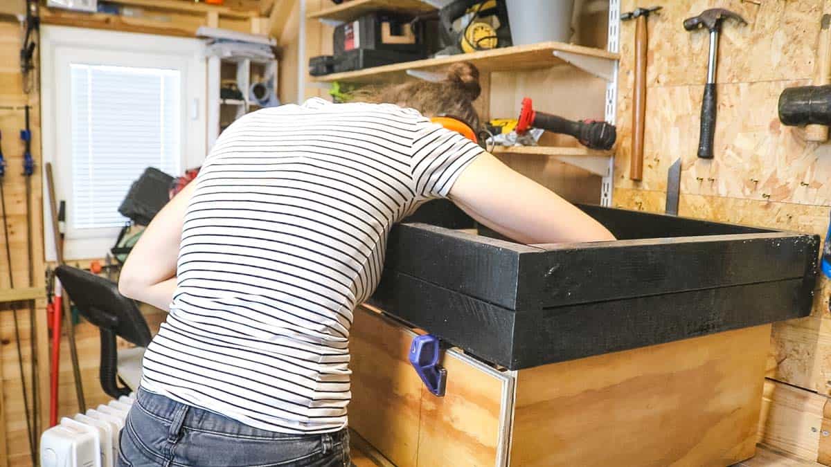 Clamping and screwing a drawer face on a DIY drawer