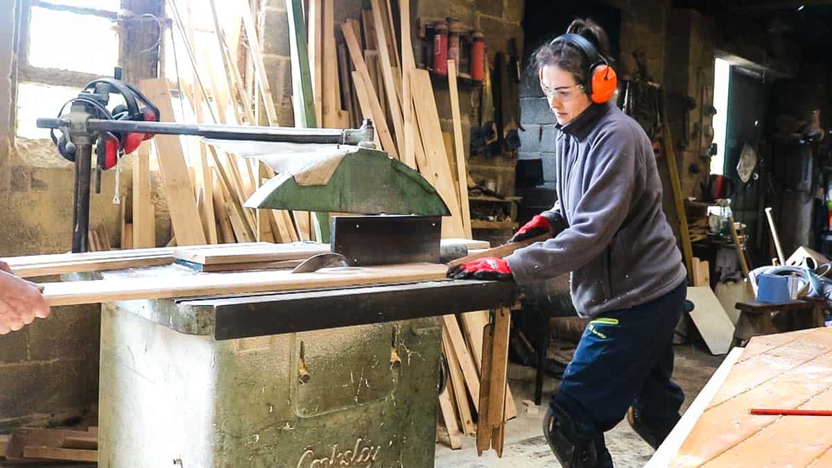 Cast Iron Bench Restoration with Wood Slats - The Carpenter's Daughter